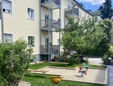 Big 2024 Z12 Foto Umbau W1120 DG Hof20mit20 Garten2001
